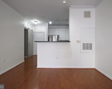 2791 Centerboro Drive - Photo Thumbnail 11