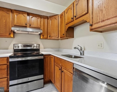 8604 Village Way - Photo Thumbnail 25