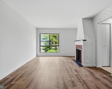 8604 Village Way - Photo Thumbnail 19