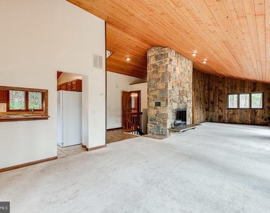 1328 Potomac School Road - Photo Thumbnail 4
