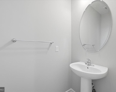 117 Stribling - Photo Thumbnail 14