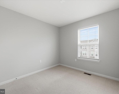 117 Stribling - Photo Thumbnail 21