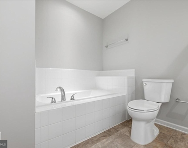 117 Stribling - Photo Thumbnail 18