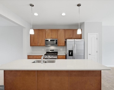 117 Stribling - Photo Thumbnail 7