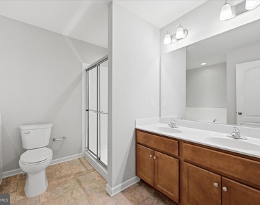 117 Stribling - Photo Thumbnail 17