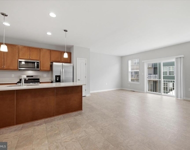 117 Stribling - Photo Thumbnail 10