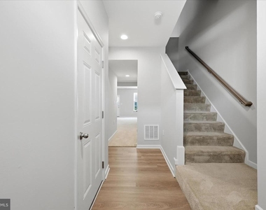 117 Stribling - Photo Thumbnail 3