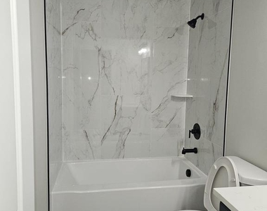4825 Stonefield Lane - Photo Thumbnail 14
