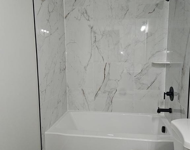 4825 Stonefield Lane - Photo Thumbnail 10