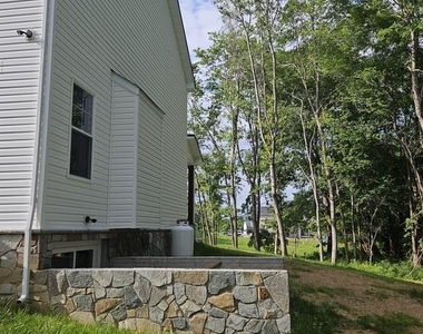 4825 Stonefield Lane - Photo Thumbnail 13