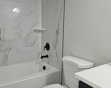 4825 Stonefield Lane - Photo Thumbnail 11