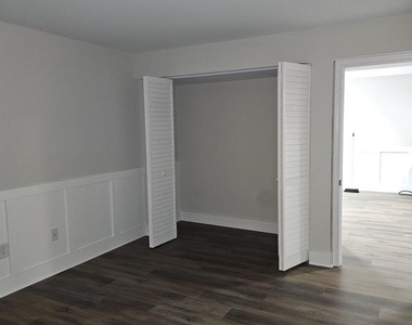 4825 Stonefield Lane - Photo Thumbnail 17