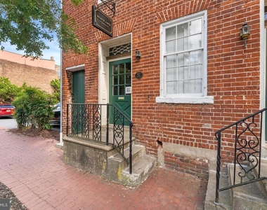 312 William Street - Photo Thumbnail 1