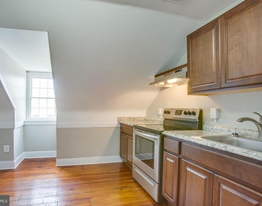 312 William Street - Photo Thumbnail 9
