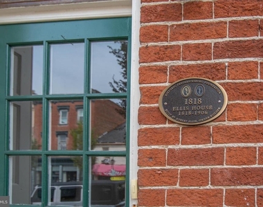 312 William Street - Photo Thumbnail 3