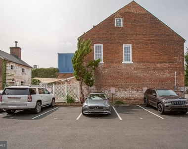 312 William Street - Photo Thumbnail 23