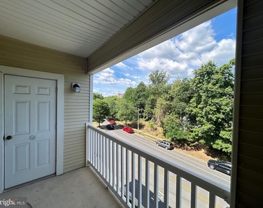 4561 Strutfield Lane - Photo Thumbnail 10