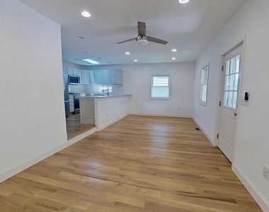 1443 W College Avenue - Photo Thumbnail 7