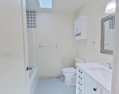 1443 W College Avenue - Photo Thumbnail 1