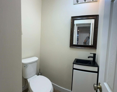 1209 Peters Street - Photo Thumbnail 4