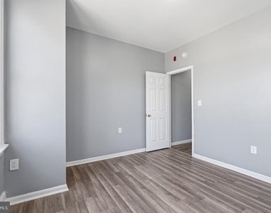 4721 Melrose Street - Photo Thumbnail 14