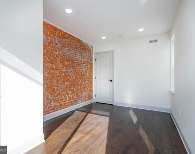 2912 W Susquehanna Avenue - Photo Thumbnail 38