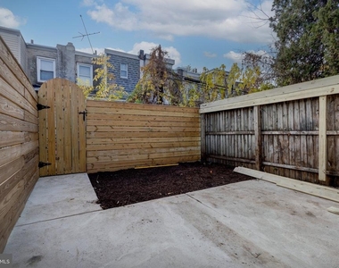 2912 W Susquehanna Avenue - Photo Thumbnail 3