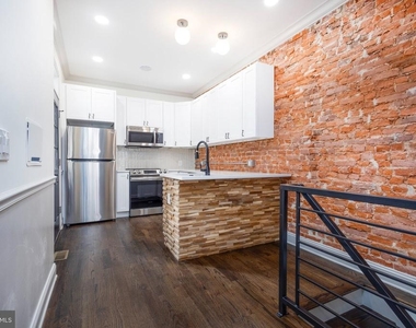 2912 W Susquehanna Avenue - Photo Thumbnail 11