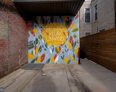 2912 W Susquehanna Avenue - Photo Thumbnail 2