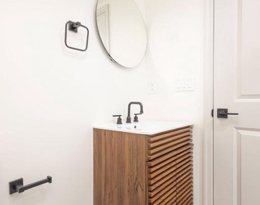2912 W Susquehanna Avenue - Photo Thumbnail 29