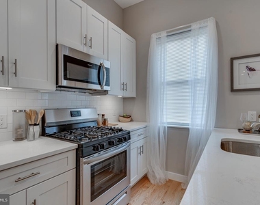 1436 N Corlies Street - Photo Thumbnail 6