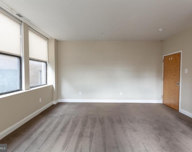220 S 16th Street - Photo Thumbnail 38