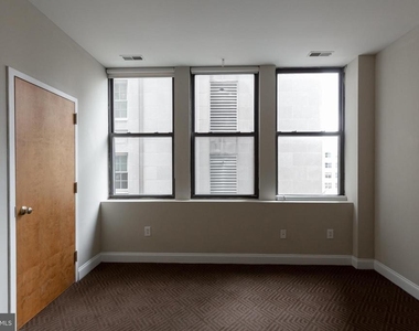 220 S 16th Street - Photo Thumbnail 29