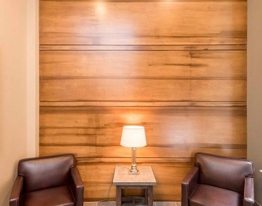 220 S 16th Street - Photo Thumbnail 7