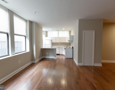220 S 16th Street - Photo Thumbnail 14