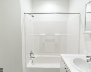 220 S 16th Street - Photo Thumbnail 26