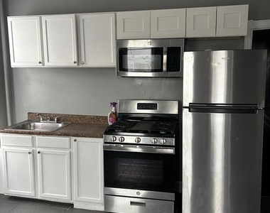 6140 Vine Street - Photo Thumbnail 16