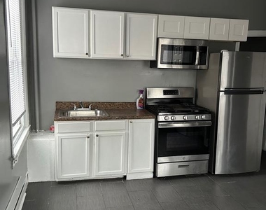 6140 Vine Street - Photo Thumbnail 12