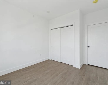 2520 N Front St - Photo Thumbnail 9