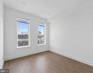 2520 N Front St - Photo Thumbnail 8