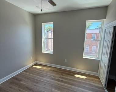 3026 N 8th Street - Photo Thumbnail 9