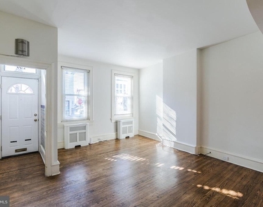 2155 E Letterly Street - Photo Thumbnail 7