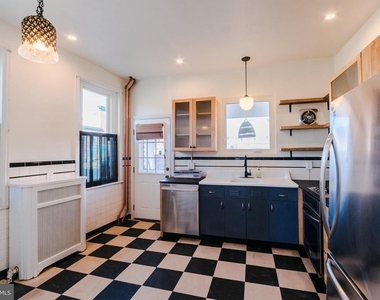 2155 E Letterly Street - Photo Thumbnail 9