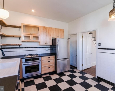 2155 E Letterly Street - Photo Thumbnail 10