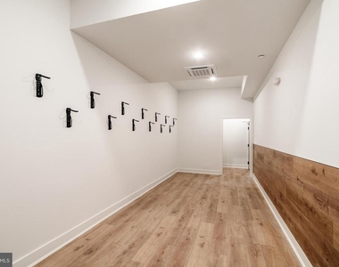 1439 Federal Street - Photo Thumbnail 14