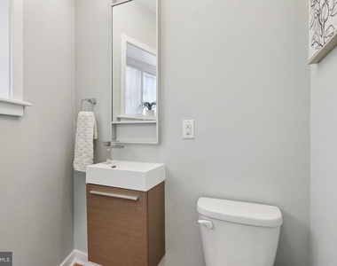 2019 W Girard Avenue - Photo Thumbnail 16