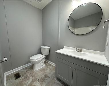 4921 Sand Mine Drive - Photo Thumbnail 8