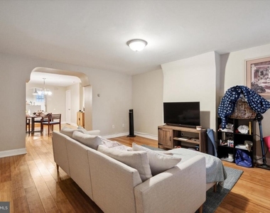 4173 Apple Street - Photo Thumbnail 3