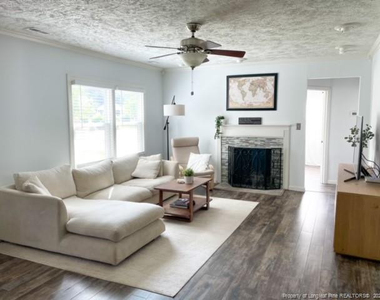 1907 Finnegan Street - Photo Thumbnail 5