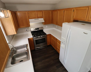 504 Noonday Court - Photo Thumbnail 10